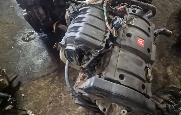 Citroen C4 I Engine