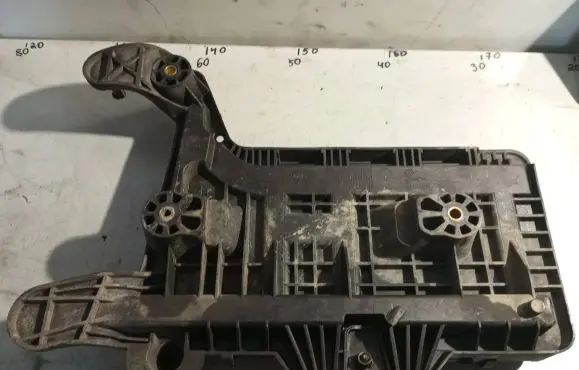 Seat Altea Battery box tray 1K0915333C