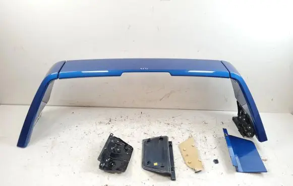 Volkswagen Amarok Rear window tailgate spoiler 