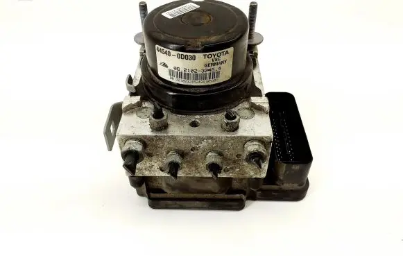 Toyota Yaris ABS Pump 445400D030 895410D270