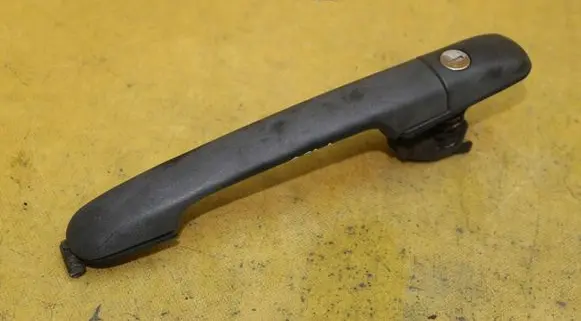 Volkswagen II LT Front door exterior handle