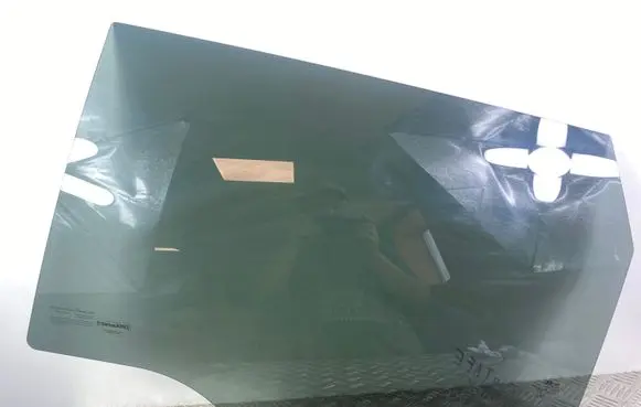 Hyundai Santa Fe Rear door window glass