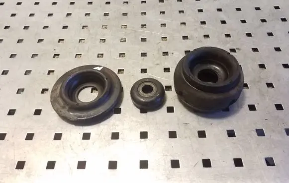 Seat Toledo IV (NH) Front upper strut mount 6R0412249