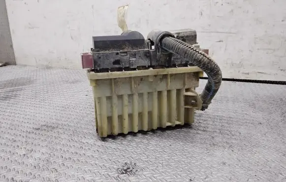 Opel Astra G Coolant fan relay 9685371
