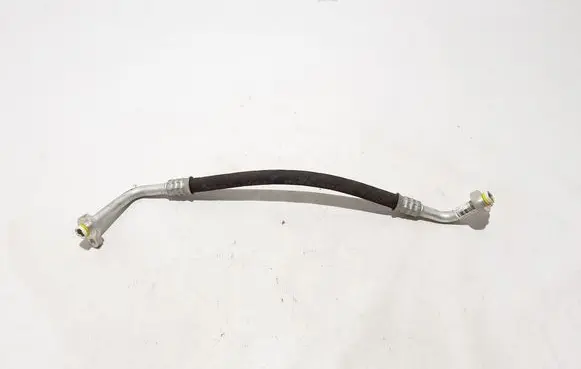 Volvo XC40 Air conditioning (A/C) pipe/hose 32226959