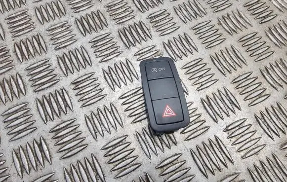 Audi A1 Hazard light switch