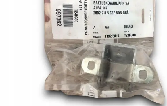 Alfa Romeo 147 Loading door hinge set 