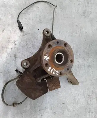 Peugeot 407 Front wheel hub spindle knuckle