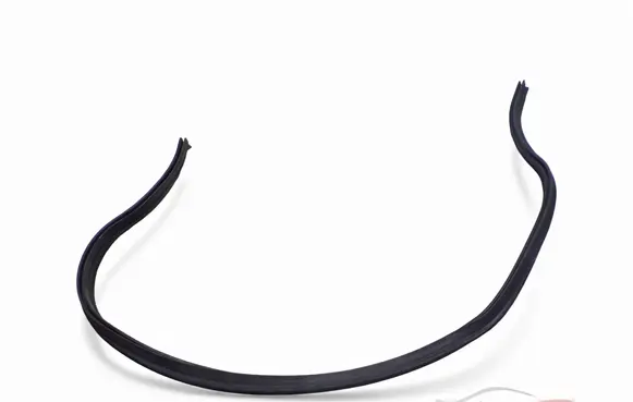 Volkswagen PASSAT B7 Engine compartment rubber 3C0823723