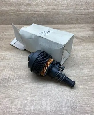Volkswagen Tiguan Oil filter cover 03C115403E 03C115403