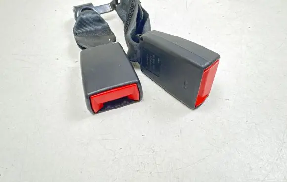 Citroen C3 Middle seatbelt buckle (rear) 9681958880 C090211 34064657