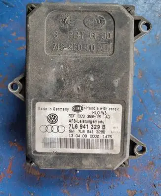 Audi A3 S3 8V Headlight ballast module Xenon 74696000AE 5DF00936815 7L6941329B