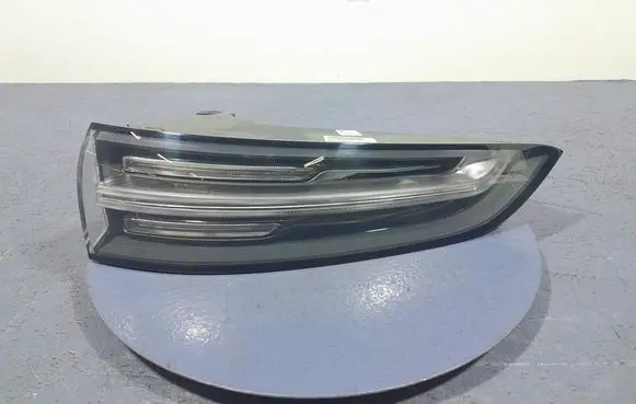 Porsche Cayenne (9PA) Rear/tail lights 9Y0945096K