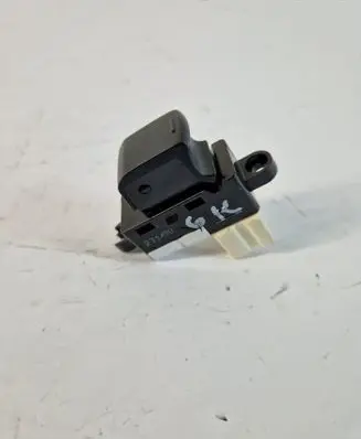 Subaru XV Electric window control switch