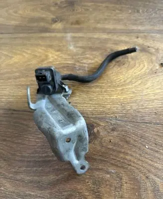 Renault Master III Turbo solenoid valve 8200762162