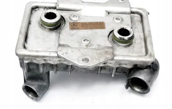 Mercedes-Benz E W210 Engine oil radiator 7883589837