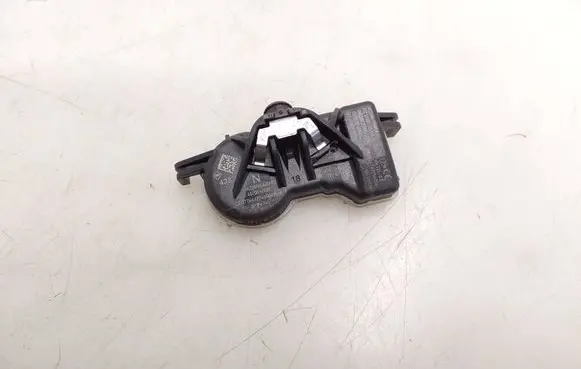 Renault Megane IV Tire pressure sensor A2C99668703 407004CB0B