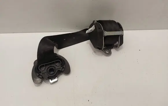 Volkswagen Touran II Third row seat belt 6X0857737