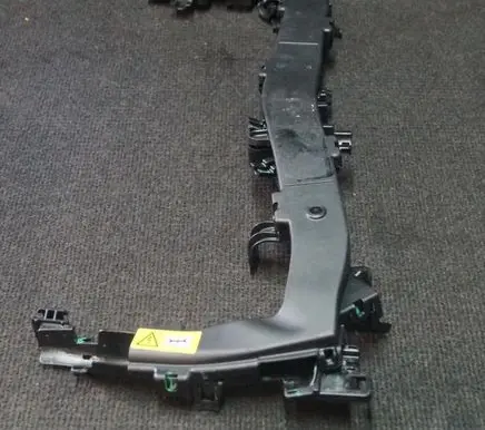 Mercedes-Benz GLE (W166 - C292) Other engine bay part