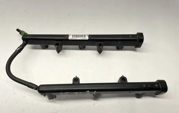 Dodge Charger Fuel injector supply line/pipe 05184079AE