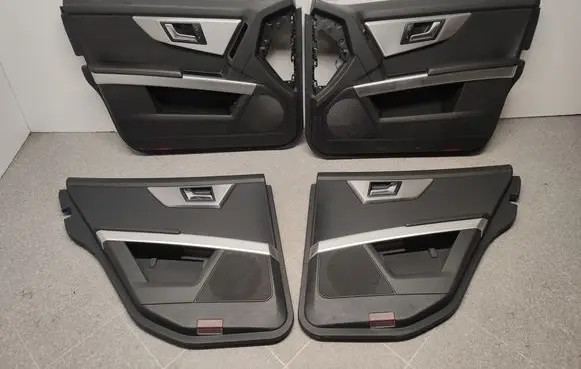Mercedes-Benz GLK (X204) Front door card panel trim A2047209762