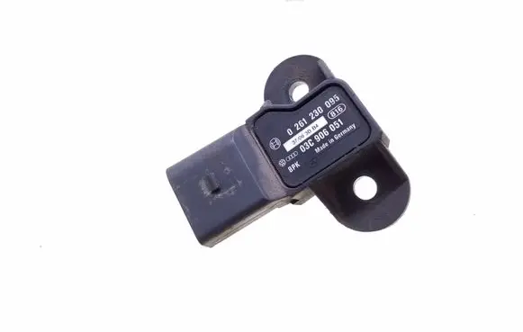 Volkswagen Golf V Air pressure sensor 0261230095 03C906051