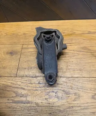 Volvo XC60 Engine mount bracket 6G926P082LB 30748173