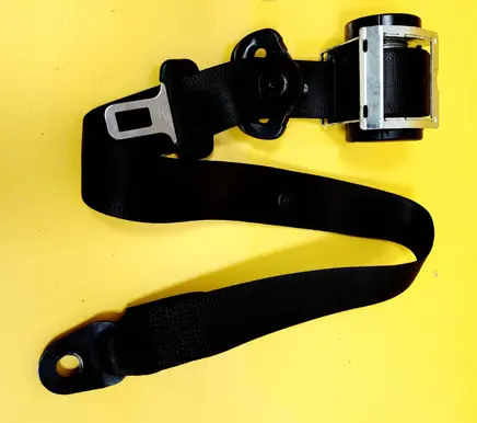 Opel Combo C Front seatbelt 04167051