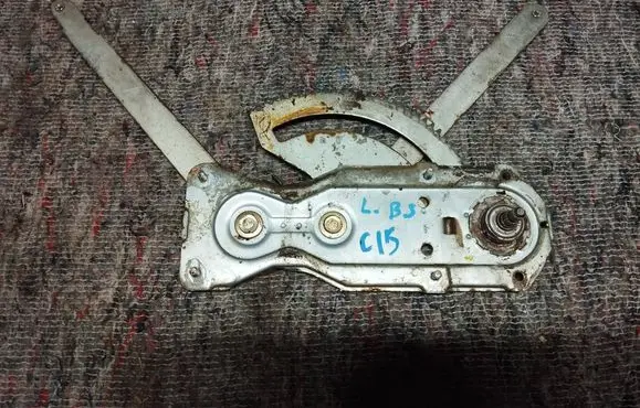 Citroen C15 Front door manual window regulator 