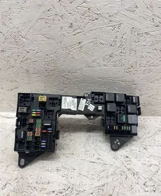 Jaguar XF X250 Fuse module 5605002800