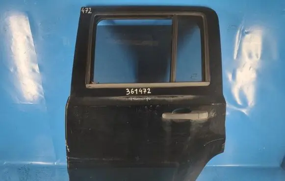 Jeep Patriot Front door 68079389AD