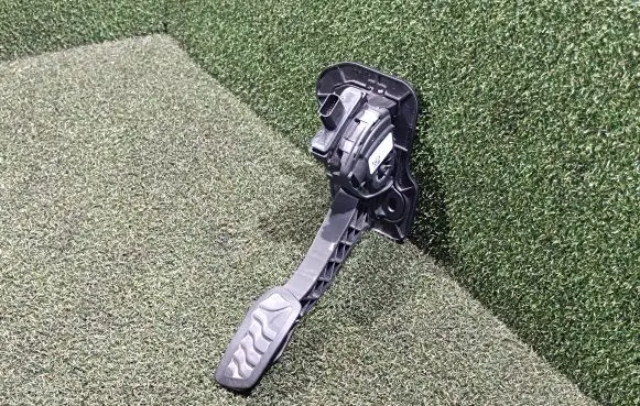 Ford Transit Accelerator throttle pedal BK219F836AD BK219F836