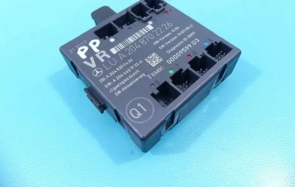 Mercedes-Benz C W204 Central body control module A2048702226 IMPRK1336684