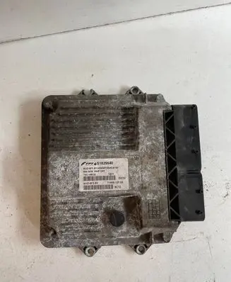 Fiat 500 Engine control unit/module ECU 51829540