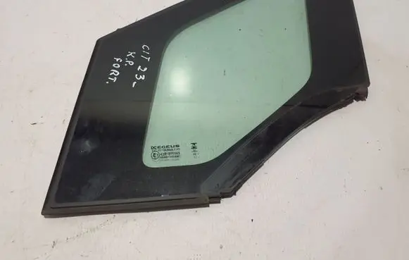 Mercedes-Benz Citan II W420 Front door vent window glass four-door A4206730800