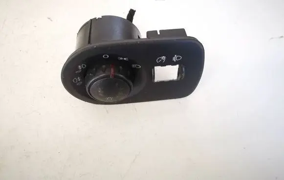 Seat Leon (1P) Light switch 1P1941431B