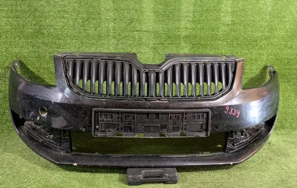 Skoda Octavia Mk3 (5E) Front bumper 5E0807221