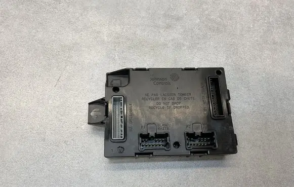Renault Captur Comfort/convenience module 284B11218R