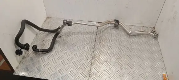Jaguar XJ X351 Engine coolant pipe/hose DX237R081FB