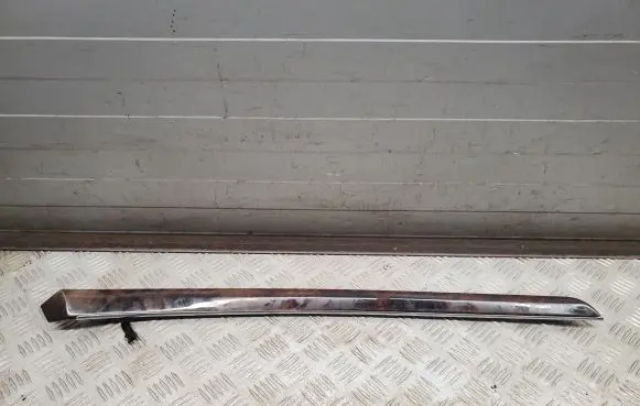 Mercedes-Benz S W221 Front door trim bar A2217205222
