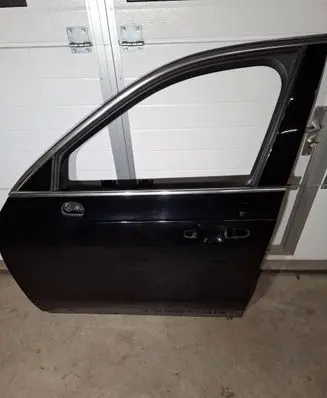 Volvo XC90 Front door