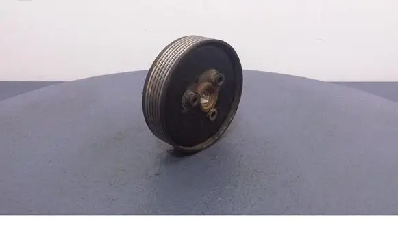 Volkswagen Transporter - Caravelle T4 Crankshaft pulley 028121031E