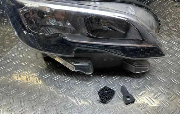 Peugeot Expert Headlight/headlamp 9808572580 125LL7783 0019711006