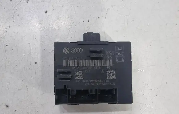 Audi A4 S4 B8 8K Door control unit/module 8T0959795Q 8T0959795H