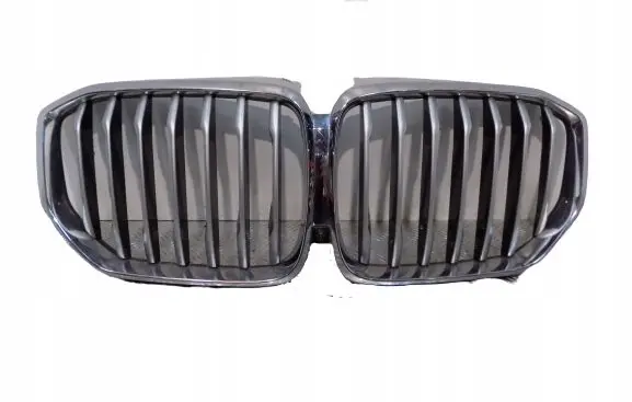 BMW X5 G05 Front bumper upper radiator grill 7454889 9495742