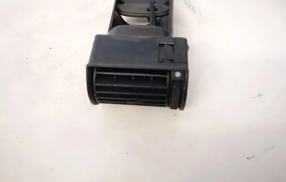 Audi A6 S6 C4 4A Dash center air vent grill 4a1820901