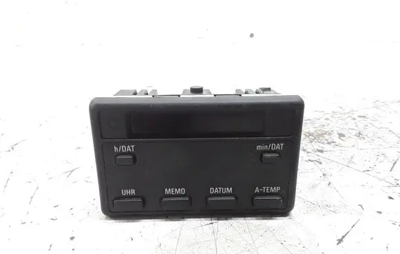 BMW 5 E34 Screen/display/small screen 1374288
