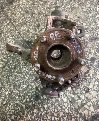 Ford Galaxy Front wheel hub