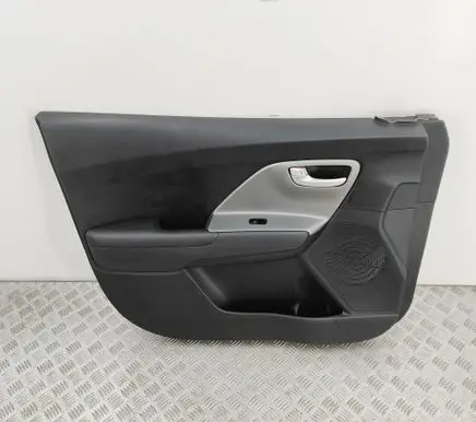KIA Niro Front door card panel trim 82370G5000