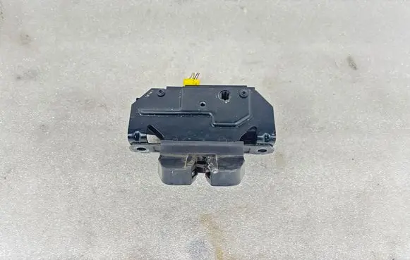 Opel Signum Tailgate/trunk/boot lock/catch/latch 495072894